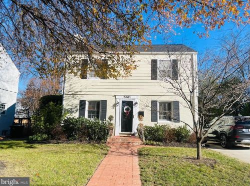 2805 Davis Ave, Alexandria VA  22302-2508 exterior