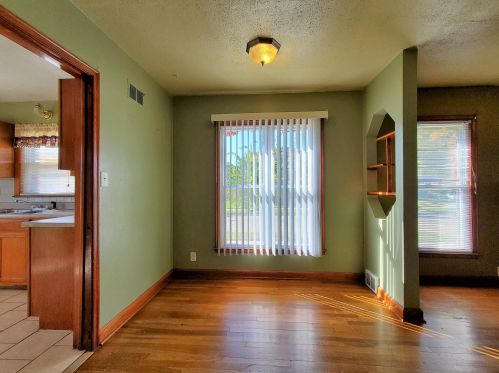 2733 Roosevelt Dr, Milwaukee WI 53216-1838 exterior