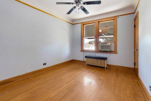 6533 Keeler Ave, Chicago IL 60803-1812 exterior