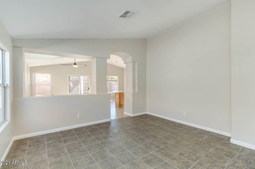 14437 47 Pl, Phoenix AZ 85018-6009 exterior