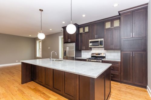 3459 Belmont Ave, Chicago, IL 60618-5428