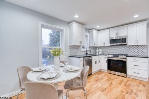 65 Semel Ave, Iselin NJ 08830-1134 exterior