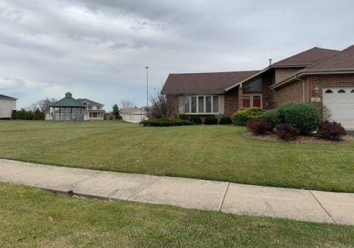 101 Maryview Pkwy, Matteson, IL 60443-1281
