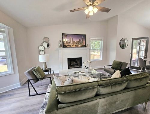 2061 Marbut Forest Dr, Lithonia GA  30058-7827 exterior