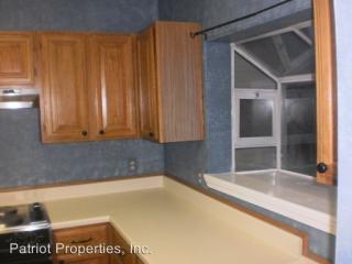 660 Gateway Dr, Leesburg, VA 20175-4048