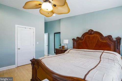 977 Lawrence St, Philadelphia PA 19120-4127 exterior