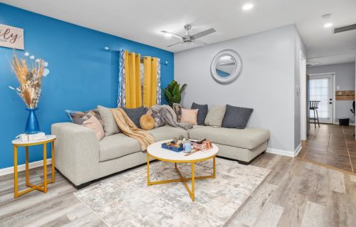 1538 Tripp Ave, Chicago IL 60652-2948 exterior