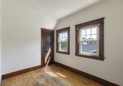 14 Frank St, Worcester MA 01604-1015 exterior