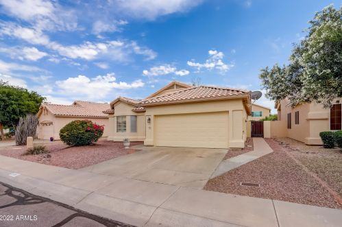 15857 11th Ave, Phoenix, AZ 85023-4443