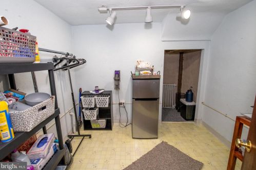 809 Borbeck Ave, Philadelphia PA 19111-2208 exterior