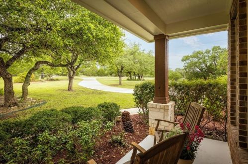 385 Mystic Pkwy, Spring Branch, TX 78070-5283