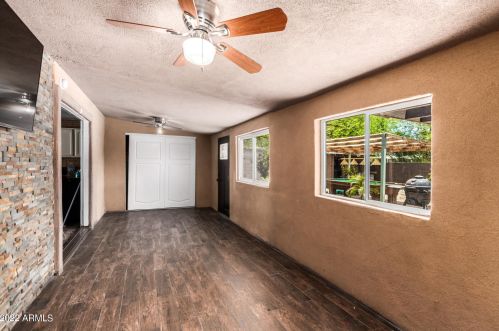 6821 Coronado Rd, Phoenix AZ 85008-3723 exterior