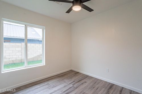 18230 17 Way, Phoenix AZ 85022-1309 exterior