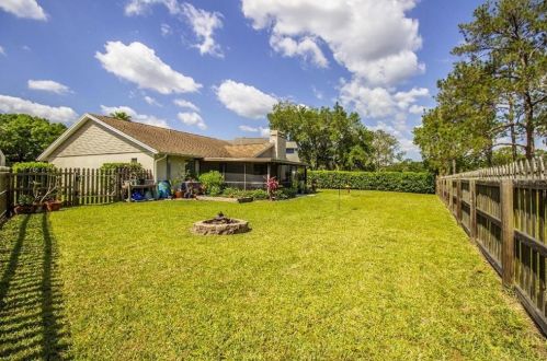 16155 Gardendale Dr, Tampa FL 33624-1132 exterior