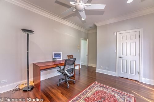 1523 School St, Chicago IL 60657-2121 exterior