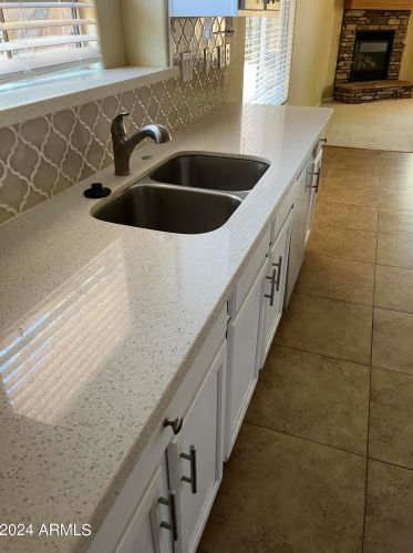 6290 Turquoise Pl, Chandler AZ  85249-7167 exterior