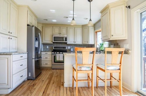 1 Colonial Pl, Norwalk CT 06851-5005 exterior