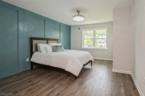 717 Kline Pl, Bridgewater NJ  08807-3134 exterior