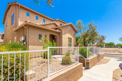 10560 Forest Falls Ct, Tucson, AZ 85747-6026