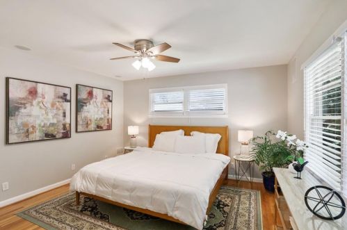 1861 Crestline Dr, Atlanta GA  30345-3871 exterior