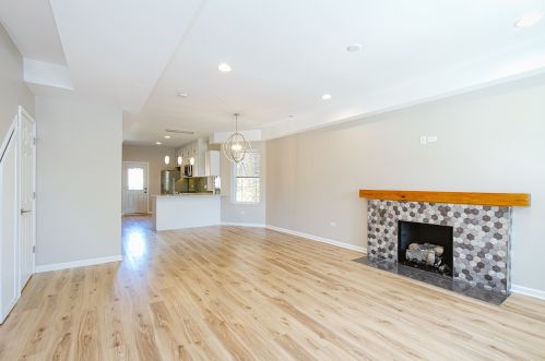 1516 69th Pl, Chicago, IL 60637-4810