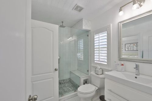 6615 Shining Sun Ct, Tampa FL 33634-1251 exterior