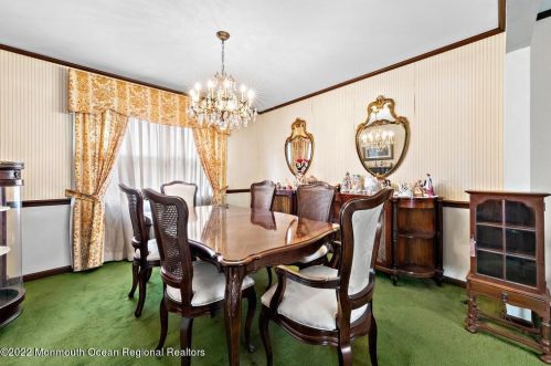 298 Elton Adelphia Rd, East Freehold NJ 07728-8022 exterior