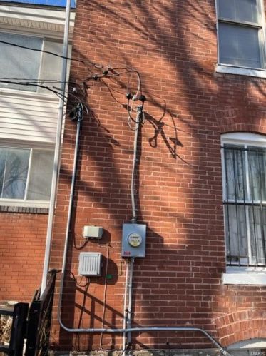 5530 Etzel Ave, Saint Louis MO 63112-3402 exterior