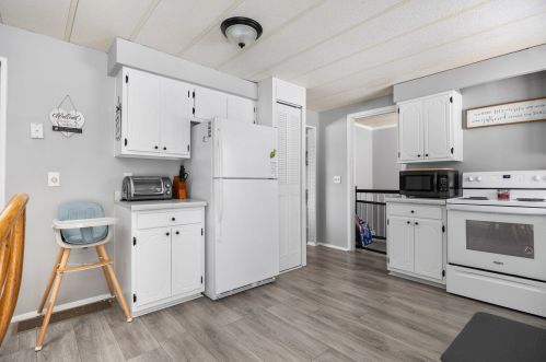 14200 160th Ave, Big Rapids MI  49307-9542 exterior