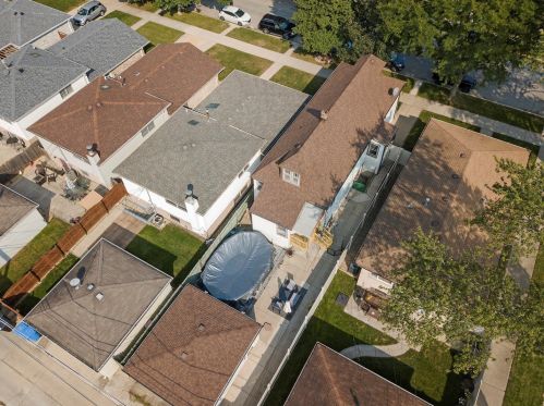 11154 Whipple St, Chicago IL 60655-2328 exterior