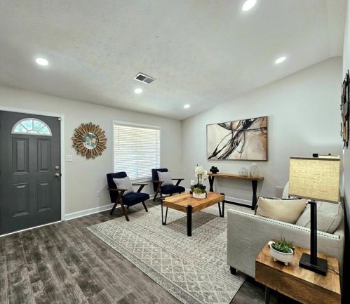 6245 Marbut Farms Rd, Lithonia GA 30058-7974 exterior