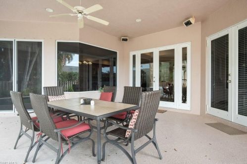 2034 Imperial Cir, Naples FL 34110-1089 exterior