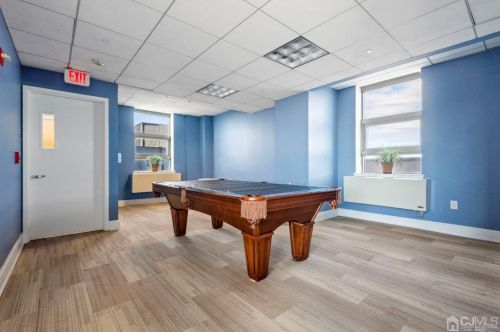 1 Spring St, New Brunswick NJ  08901-2107 exterior