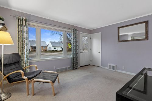 3816 51, Milwaukee WI 53220-2022 exterior