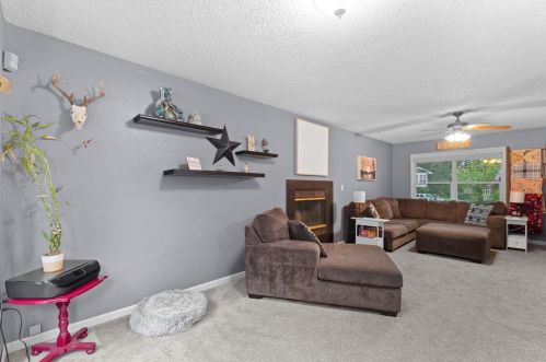 908 Falcon Dr, Imperial MO 63052-1747 exterior