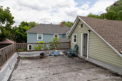 759 Jackson St, Grand Rapids MI 49504-5680 exterior