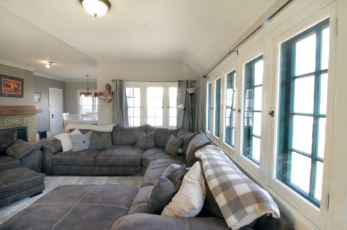 1008 8 St, Watertown WI 53094-4743 exterior