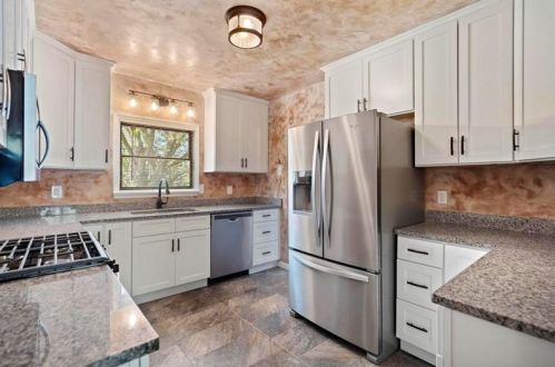 1253 Lakewood Ave, Pittsburgh PA 15229-1729 exterior