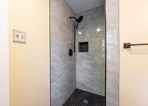 51 Logging Hill Rd, Concord NH  03304-3722 exterior