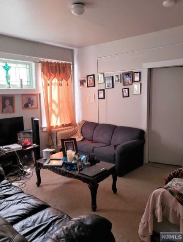 291 Vermont Ave, Irvington NJ  07111-7515 exterior