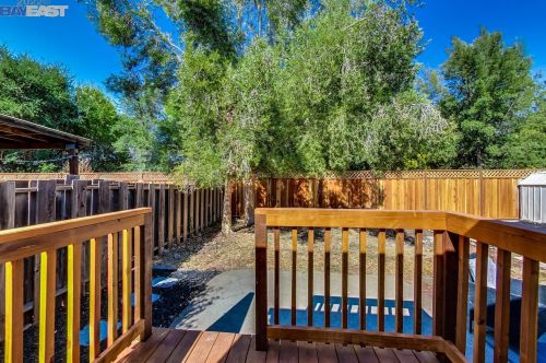 1946 6th St, Concord CA  94519-2216 exterior