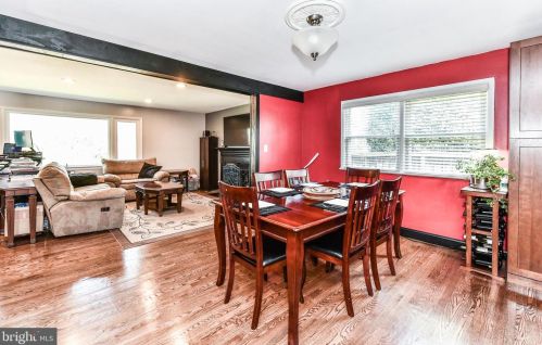 1328 Ivanhoe St, Alexandria VA  22304-1509 exterior