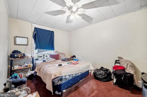 733 Wilson St, Chester PA 19013-2129 exterior