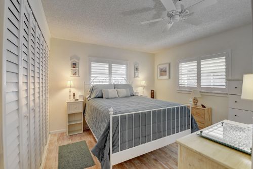 1719 18 St, Boynton Beach FL 33426-6413 exterior