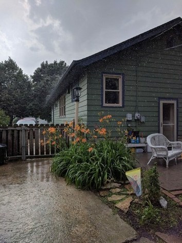 1517 Hickory St, Waukegan IL 60085-1942 exterior