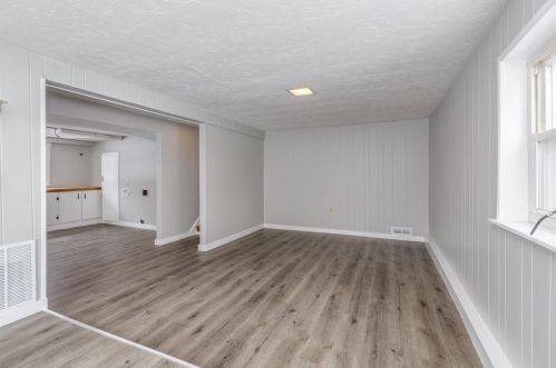 7481 School St, Concord NH  03307-0914 exterior