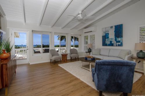 4826 Analii St, Honolulu, HI 96821-1436