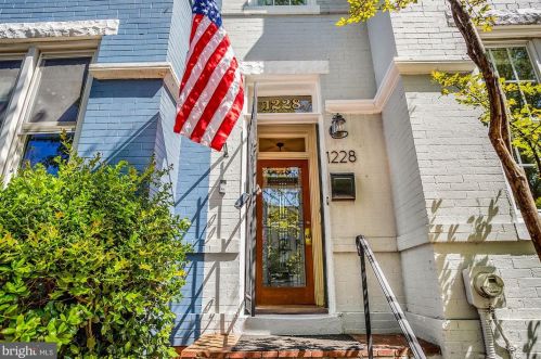 1228 Duncan Pl, Washington, DC 20002-6336