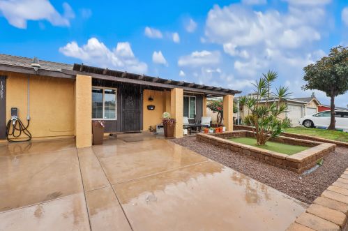 10283 Drumcliff Ave, San Diego, CA 92126-3632