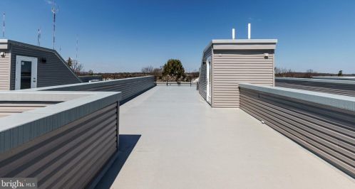 429 Lemonte St, Philadelphia PA 19128-4534 exterior